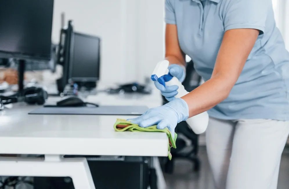 7 Signs You Need Commercial Cleaning Near Bronx, NY
